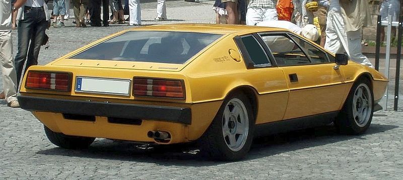 File:Lotus Esprit Heck.JPG