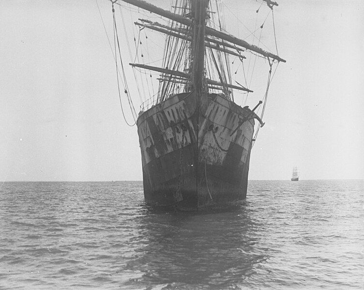 File:Wonga Shoal Wreck(GN01445).jpg