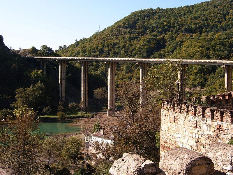 File:Ananuri bridge.jpg