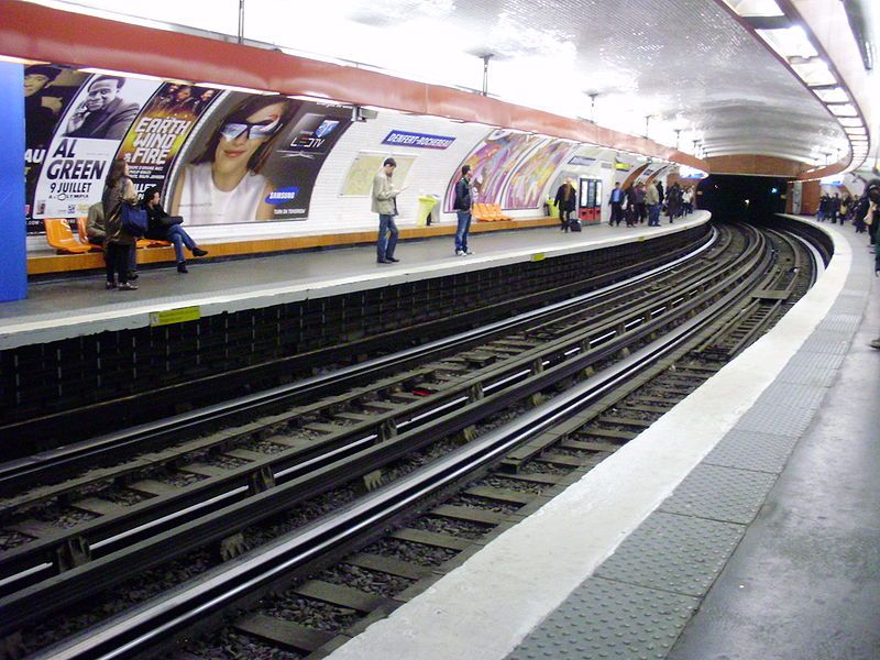 File:Denfert-Rochereau metro L6-02.jpg