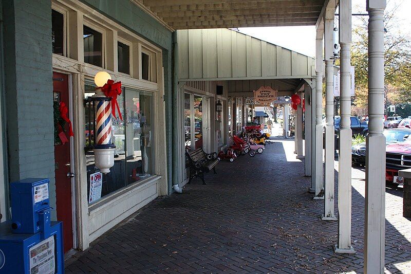 File:Downtown-Northport-Alabama.jpg