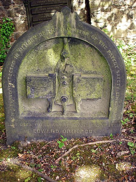 File:Edward Ormerod grave.jpg