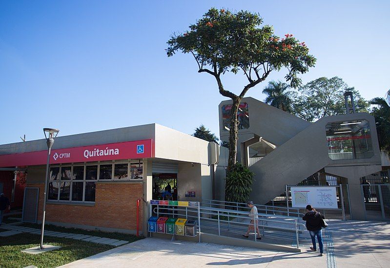 File:Estação Quitaúna.jpg