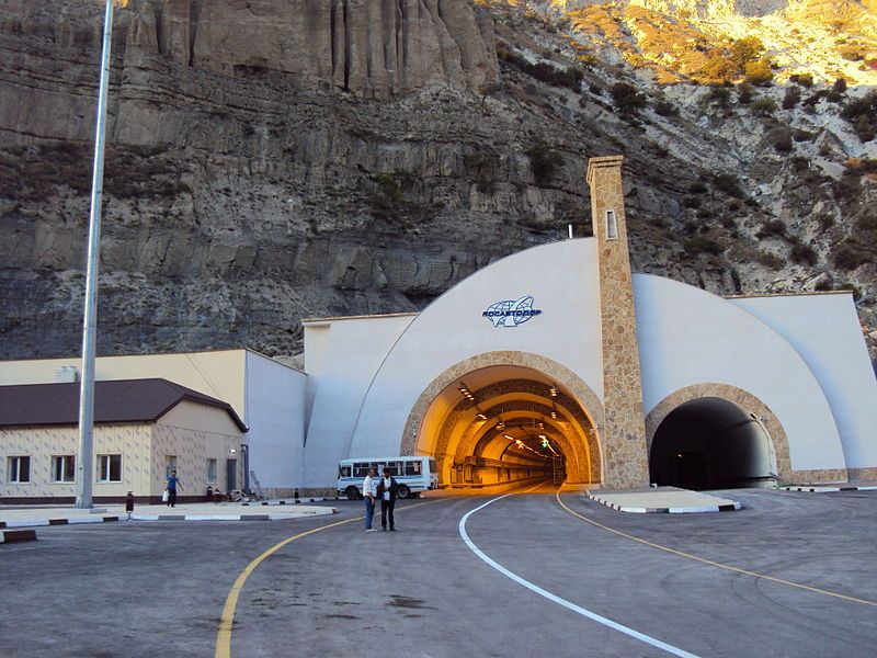 File:Gimry tunnel.JPG