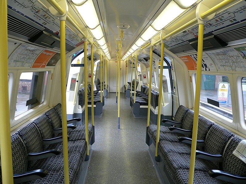 File:LU1995ts-interior.jpg