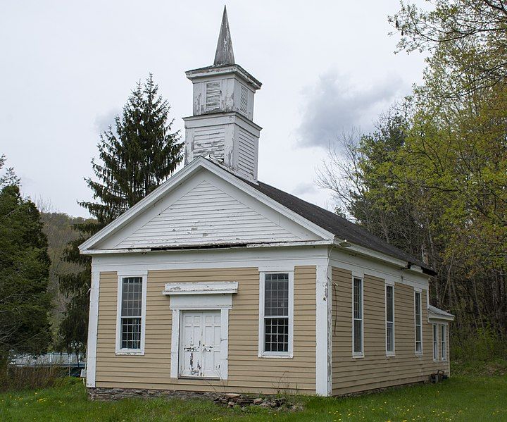 File:Otsdawa Baptist Church.jpg