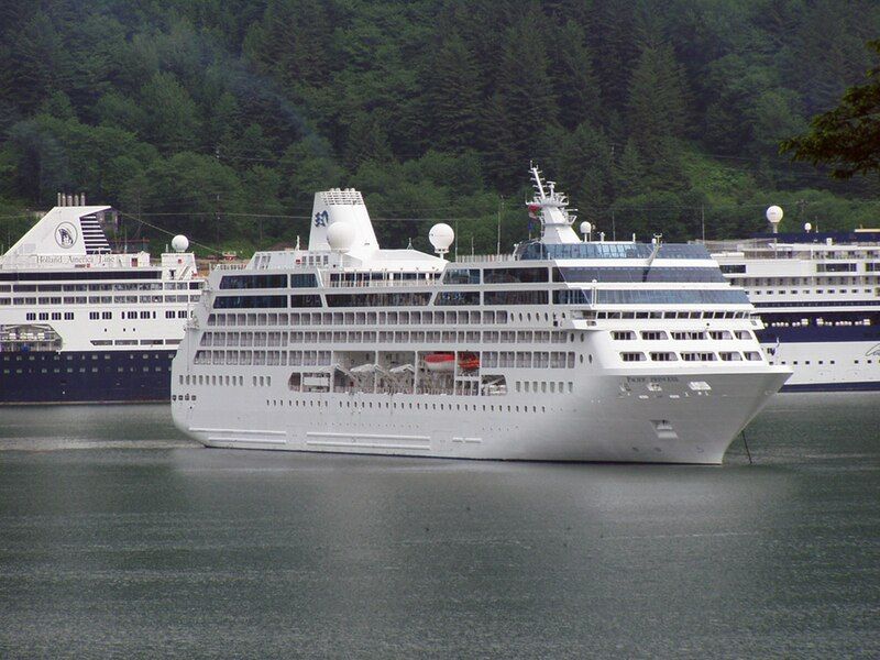 File:Pacific Princess 15.jpg