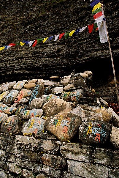 File:Prayer stones Nepal.jpg