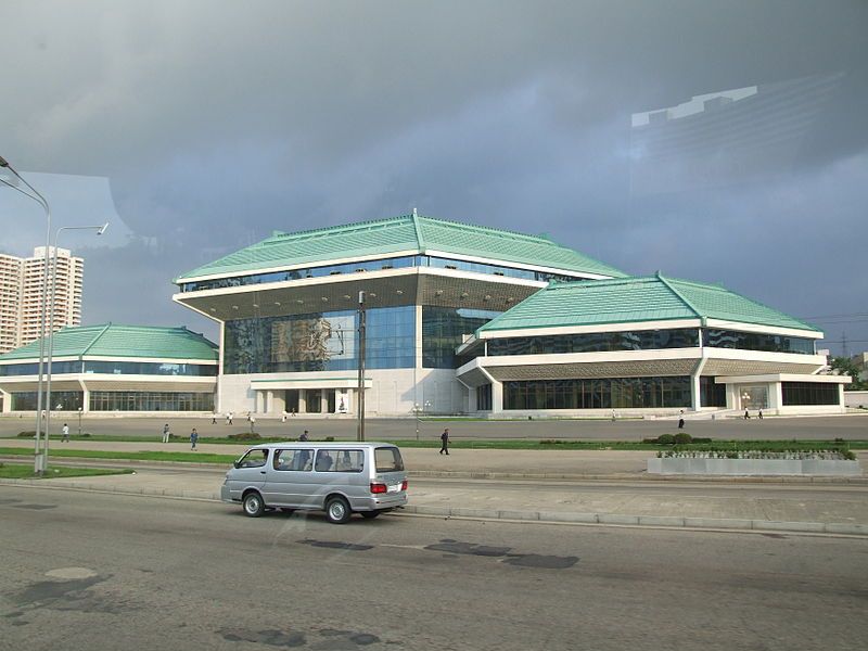 File:Pyongyang Circus.JPG