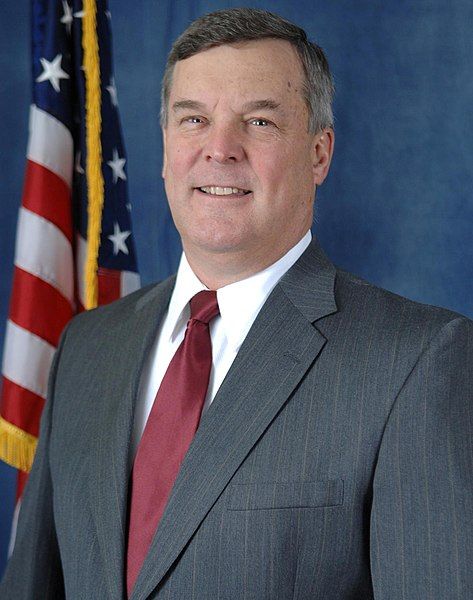 File:Robert E. Duignan.jpg