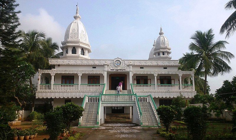 File:Satsang Vihar, Rayagada.jpg