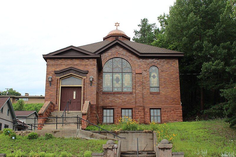 File:Temple Jacob 1.jpg