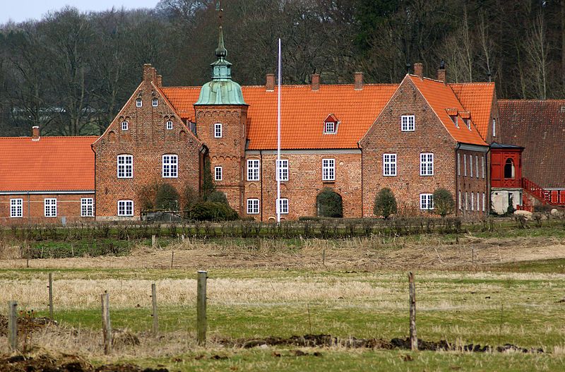 File:Tirsbaek Vejle Denmark.jpg