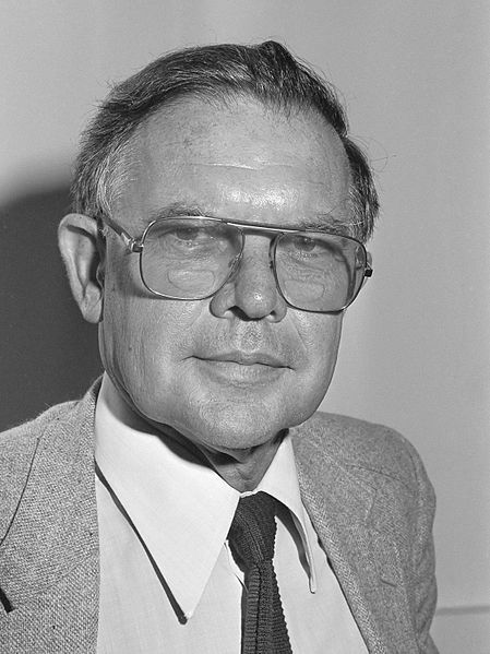 File:Dick Schouten (1982).jpg