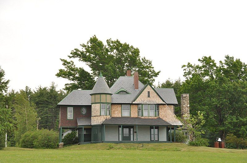 File:HudsonNH HillsHouse.jpg