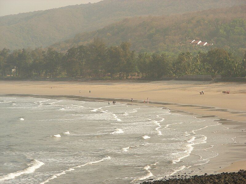 File:Kashid Beach 1.jpg