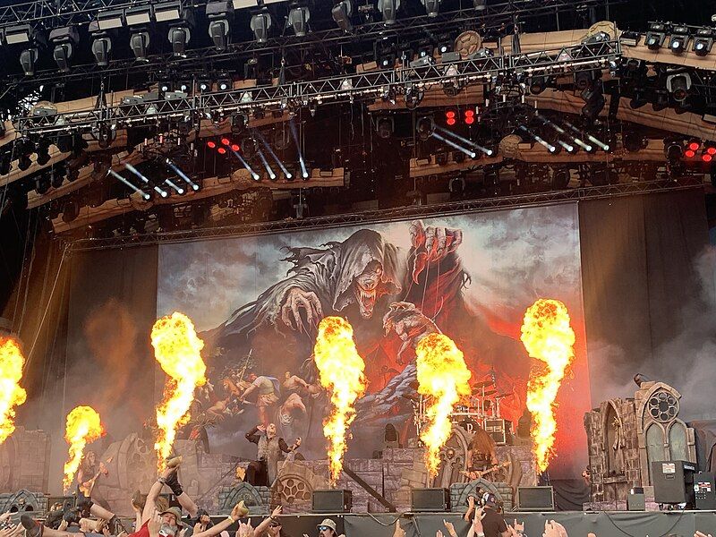 File:PowerwolfGraspop.jpg