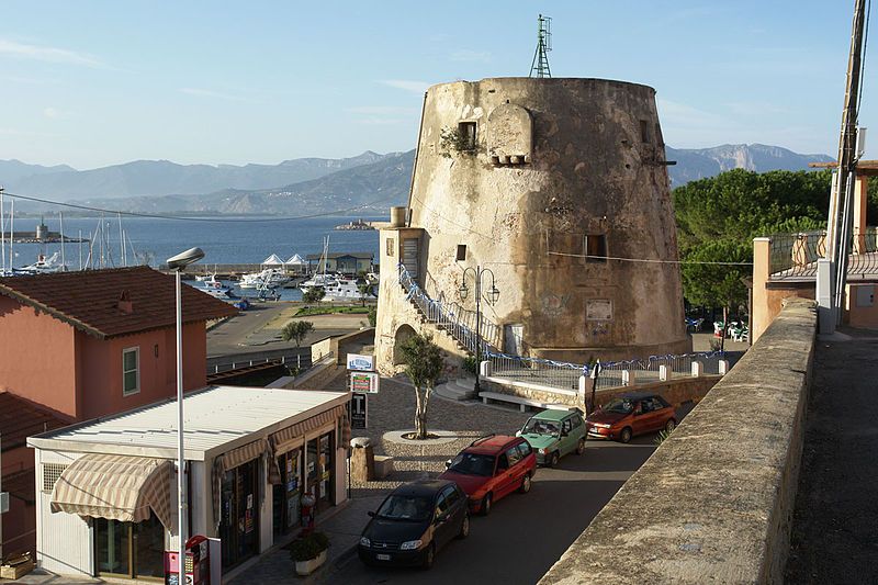 File:Sardinien arbatax Turm.jpg