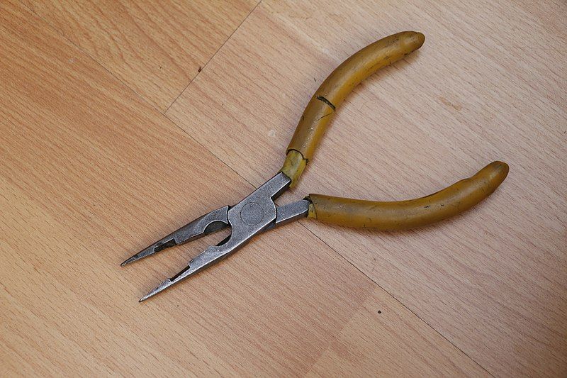 File:Wiring pliers.jpg