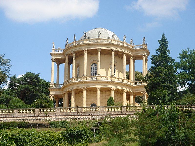 File:Belvedere Klausberg Potsdam.JPG