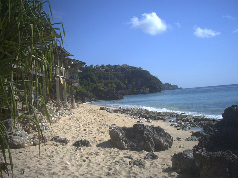 File:Bingin Beach.PNG