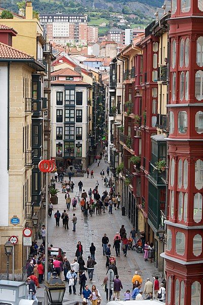 File:Casco Viejo (Bilbao).jpg