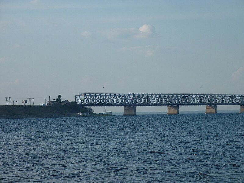 File:Cherkasy bridge4.JPG