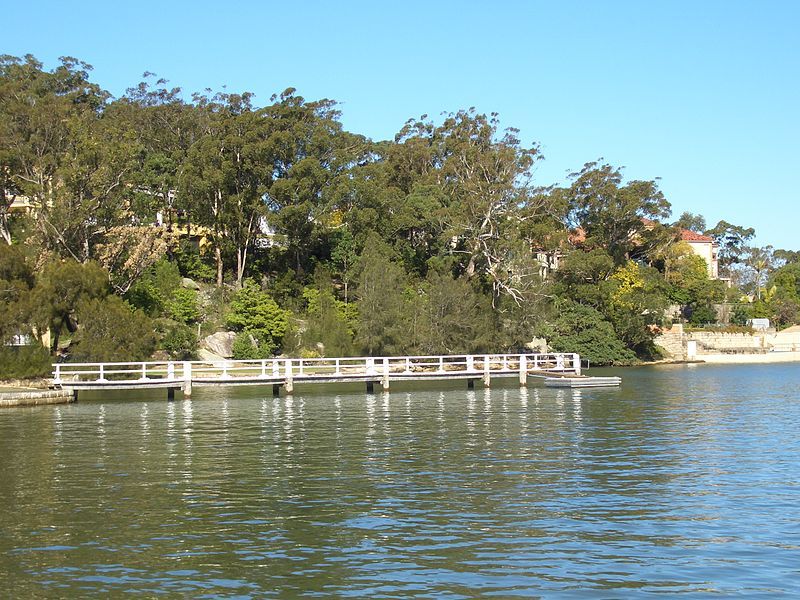 File:ConnellsBay.JPG