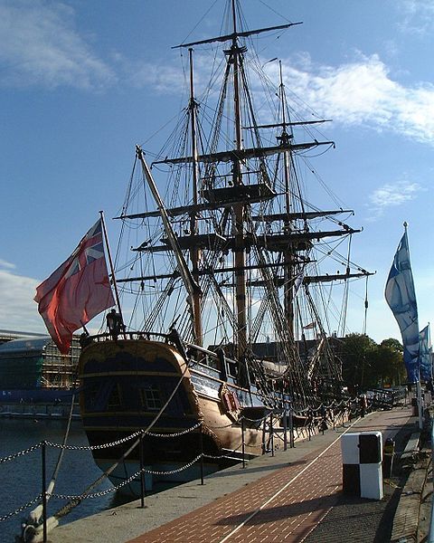 File:HMBEndeavour0878.jpg