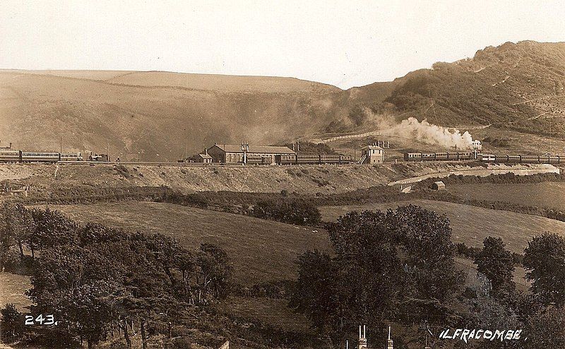 File:Ilfracombe railway station.jpg