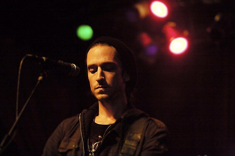 File:Jimmy Gnecco.jpg