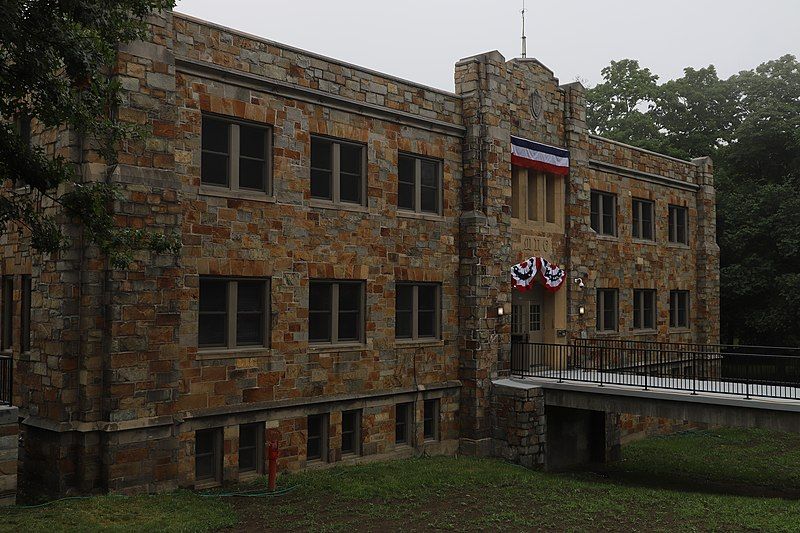 File:Kelley Armory.jpg