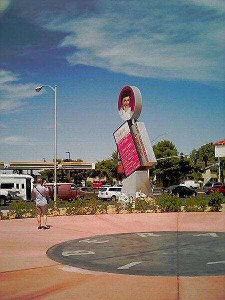 File:Liberace Museum (14226204395).jpg