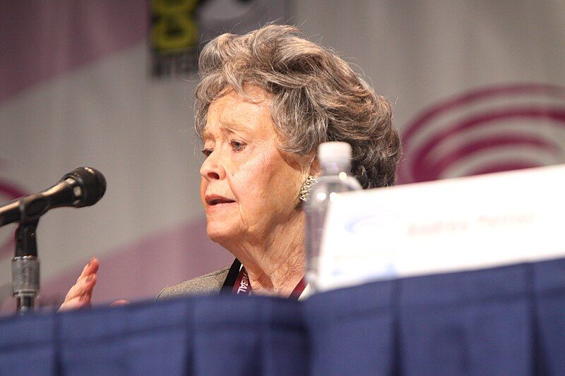 File:Lorraine Warren.jpg