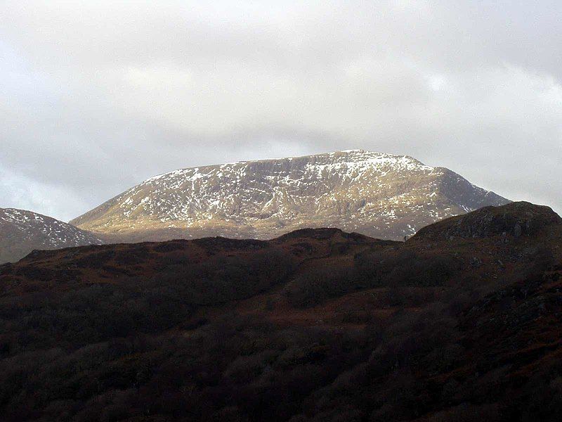 File:Moel Hebog.jpg