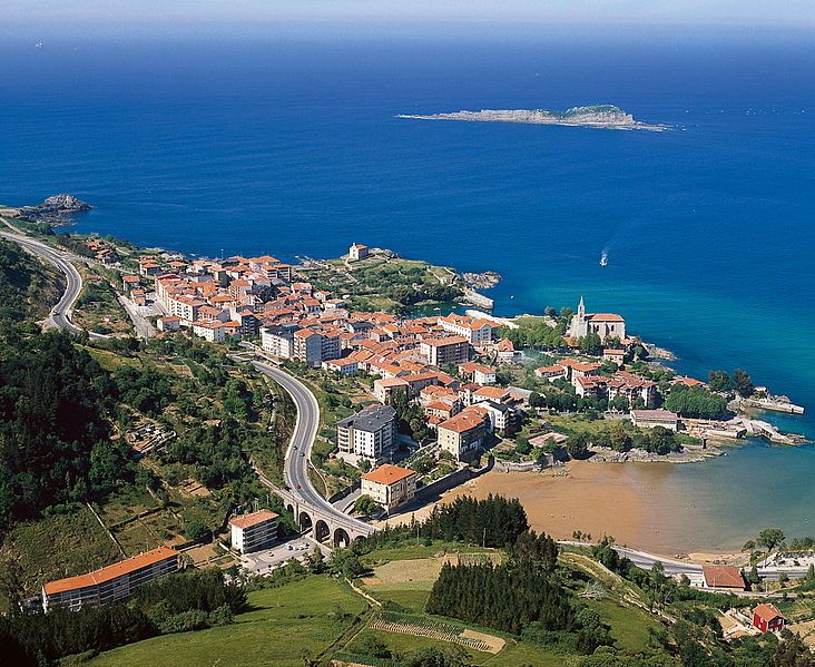 File:Mundaka, Euskal Herria.jpg