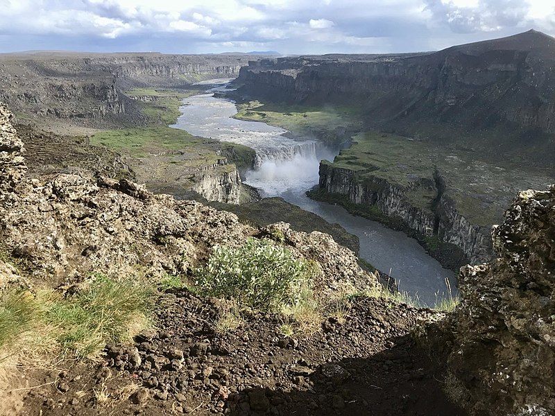 File:Norðurþing Hafragilsfoss.jpg