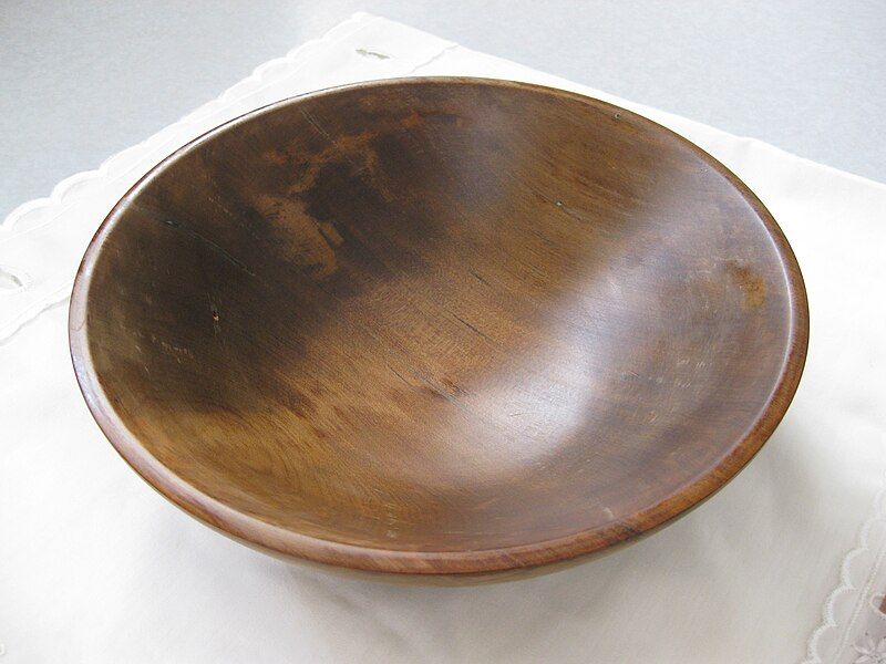 File:Swamp kauri bowl.jpg