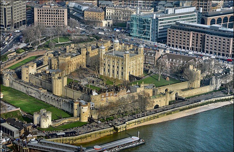 File:Tower-of-London-0006.jpg