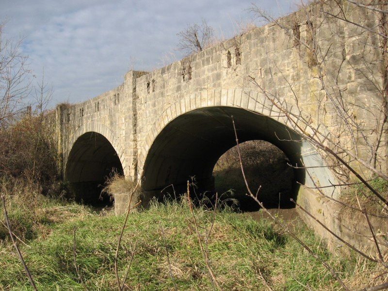 File:Zumbrofallsbridge.jpg