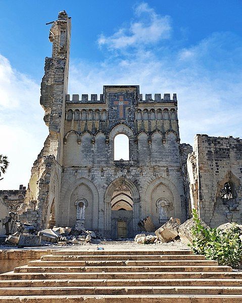 File:Cattedrale di Mogadiscio.jpg