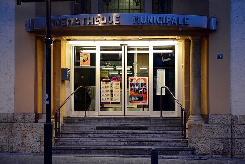 File:Cinémathèque Municipale Luxembourg.jpg