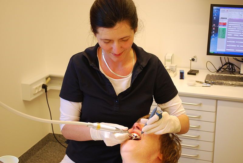 File:Dentist.1.jpg