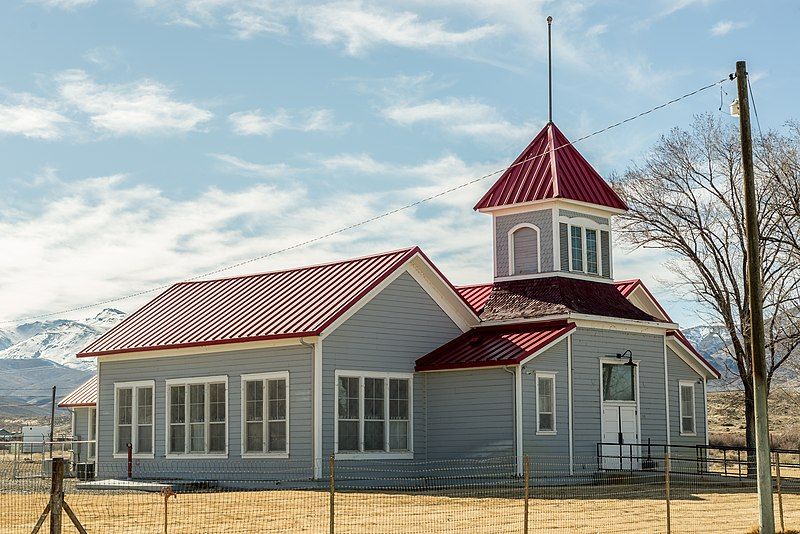 File:Golconda, Nevada schoolhouse.jpg