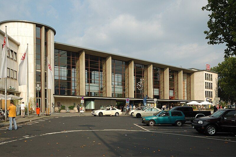 File:Heidelberg HBF 006c.jpg