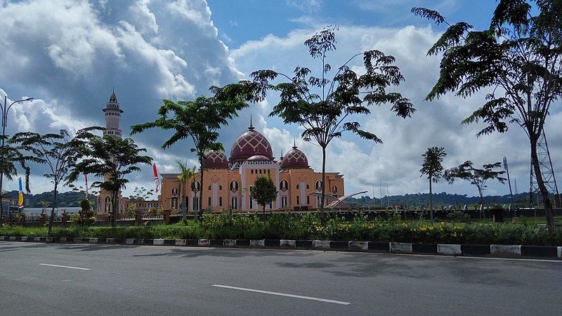 File:Islamic Center Tarakan.jpg