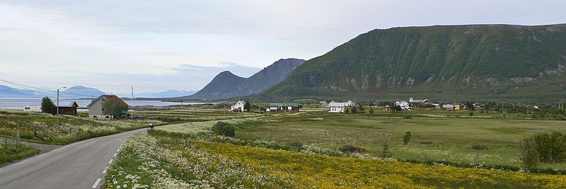 File:Lofoten 1.jpg