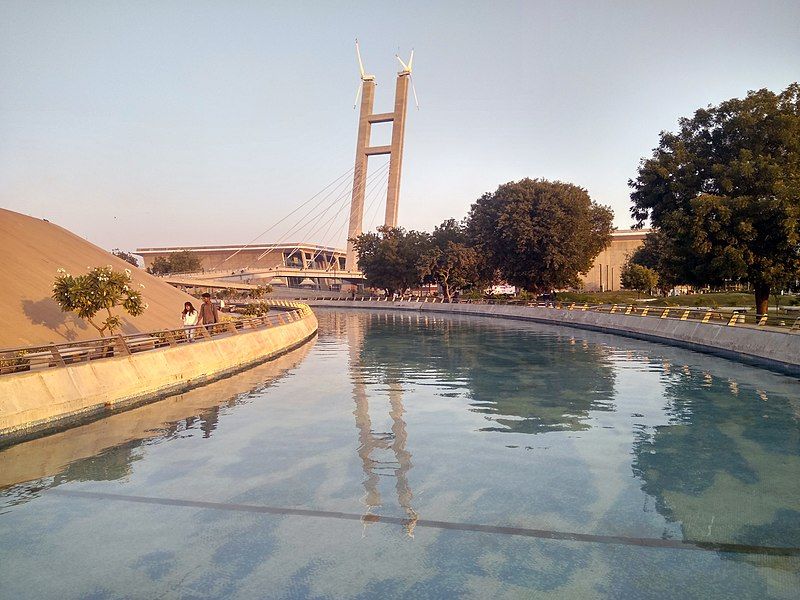 File:Mahatma Mandir-Gandhinagar.jpg