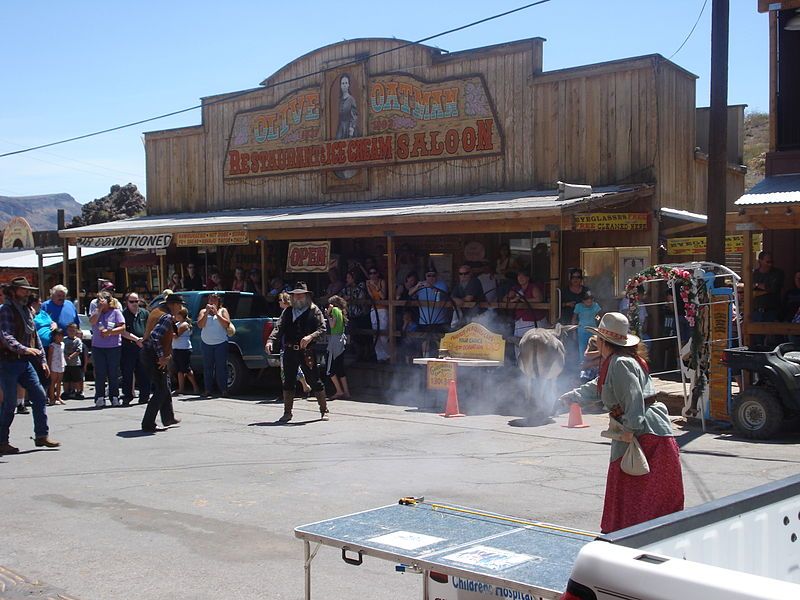 File:OatmanStreets.JPG