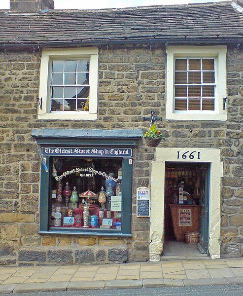 File:OldestSweetShopEngland.jpg